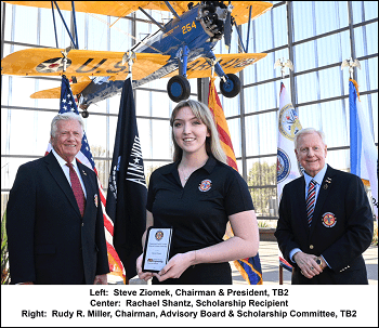 ASU Student Receives Aviation Scholarship from Thunderbird Field II Veterans Memorial, Inc.